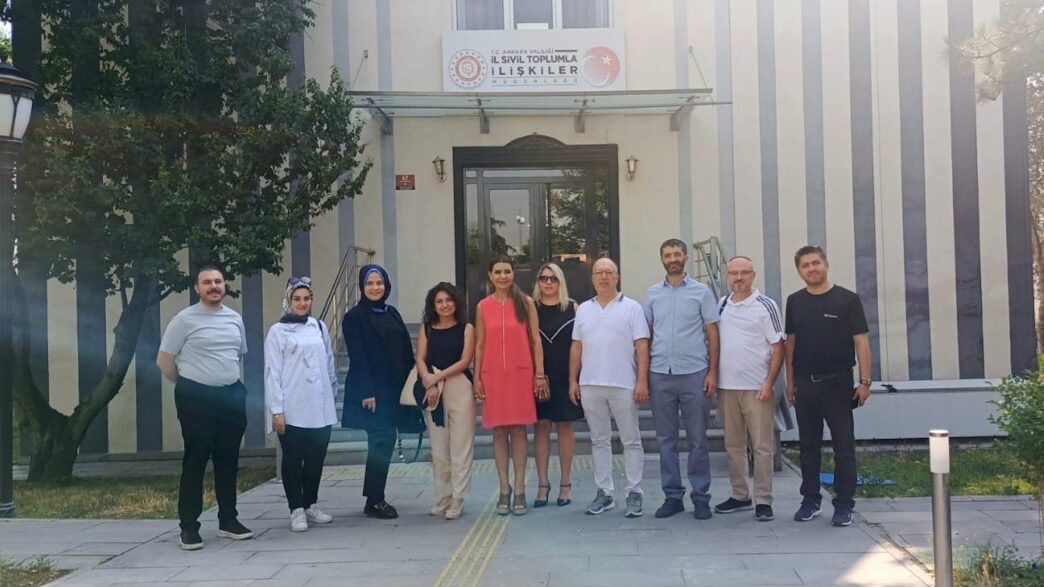 Türkiye’deki ilk kamu Diş Hekimliği Sendikası DİŞHEK-SEN kuruldu. Sendika, kamuda çalışan diş hekimlerinin sesi olacak.