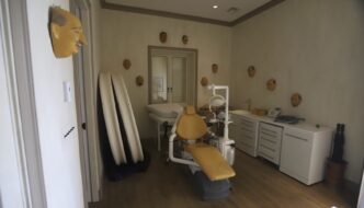 Epstein Adasında Dişçi Koltuğu