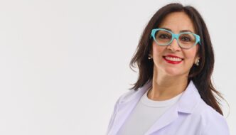 Diş Hekimi Sakine Çıkmaz